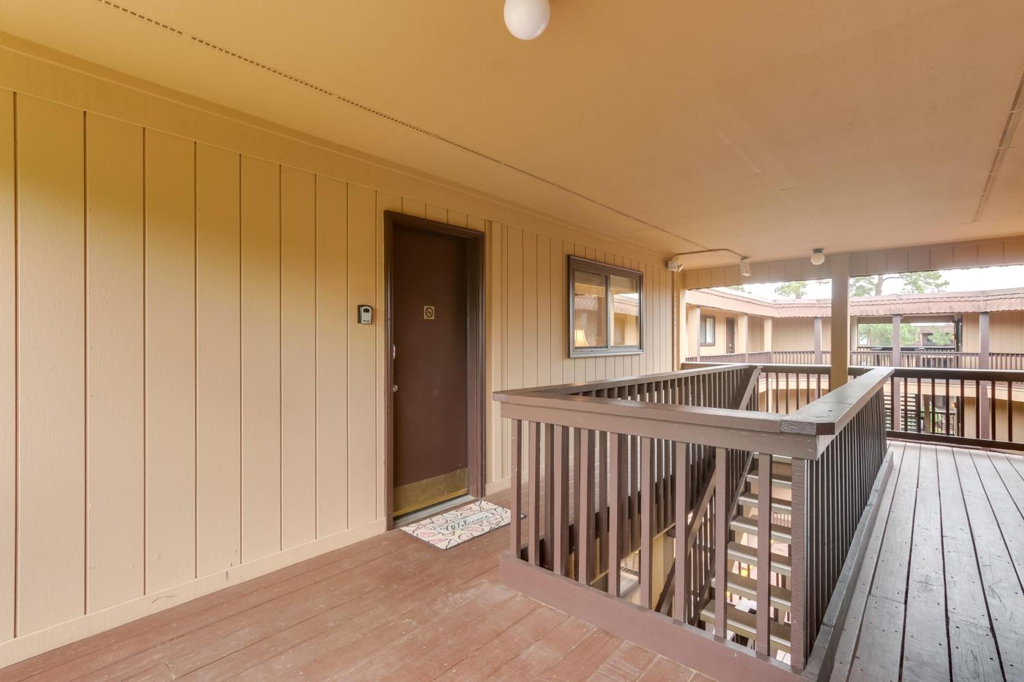 Hilton Head Condo With Balcony And Pool, Walk To Beach Hilton Head Island Buitenkant foto